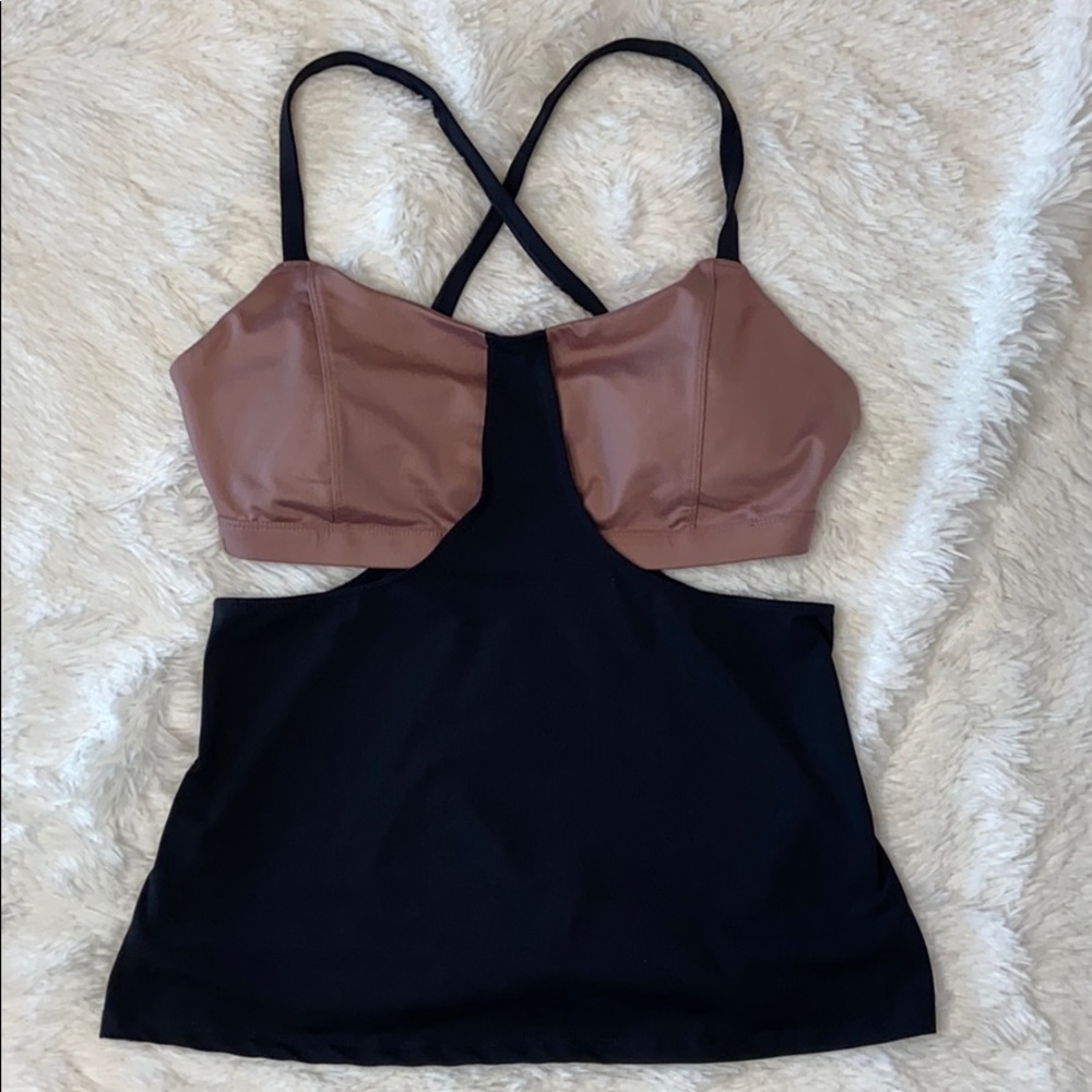 Fabletics Demi Lovato Julia Performance Ta… - Picture 3 of 8